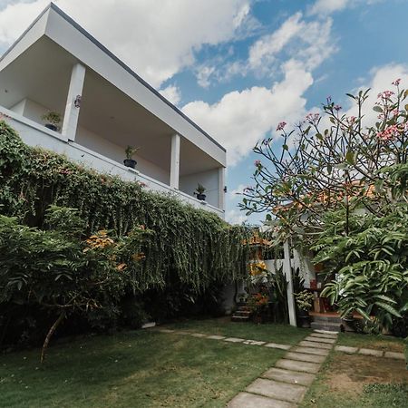 Dana'S House Hotel Tabanan  Exterior photo