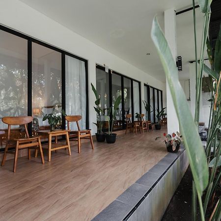 Dana'S House Hotel Tabanan  Exterior photo